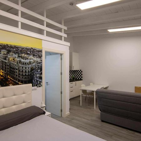 Loft Madrid Apartment Leon Bagian luar foto