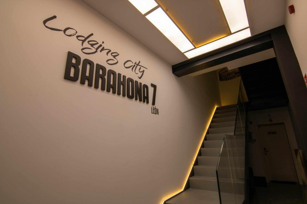 Loft Madrid Apartment Leon Bagian luar foto
